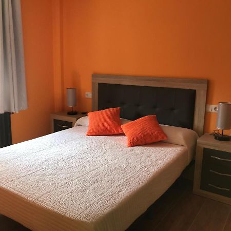 Vilarino  Agradable Casa Con Patio A 100 Metros De La Playa 빌라 외부 사진