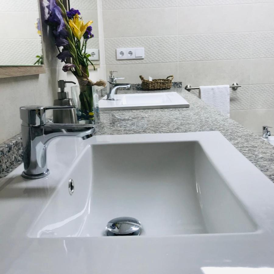 Vilarino  Agradable Casa Con Patio A 100 Metros De La Playa 빌라 외부 사진