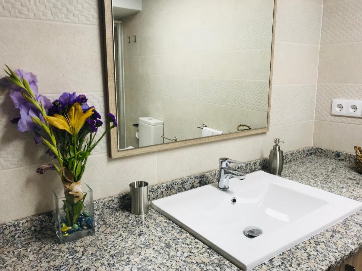 Vilarino  Agradable Casa Con Patio A 100 Metros De La Playa 빌라 외부 사진